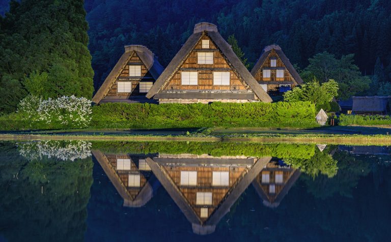 หมู่บ้านมรดกโลกชิราคาวา-โกะ