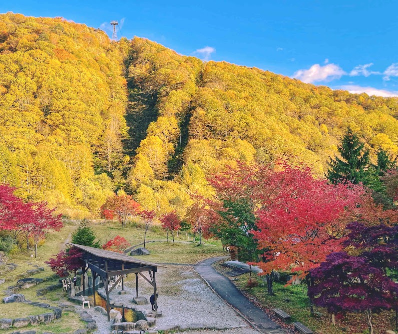 Shinhotaka Ropeway - Autumn view