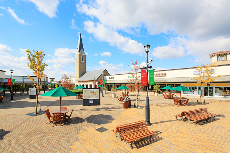 Toki Premium Outlets (土岐プレミアム・アウトレット)