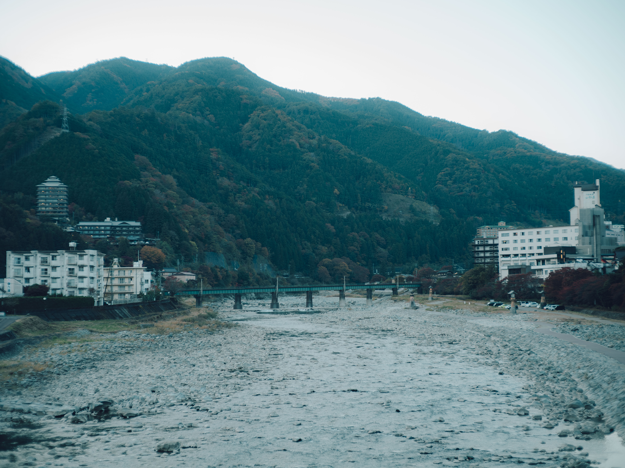 Mountainous town straddling the Hida River